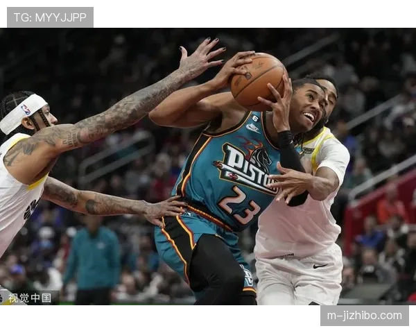 爵士客场击败活塞,马尔卡宁33分难救主
